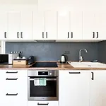 Apartment 5201 Free Parking