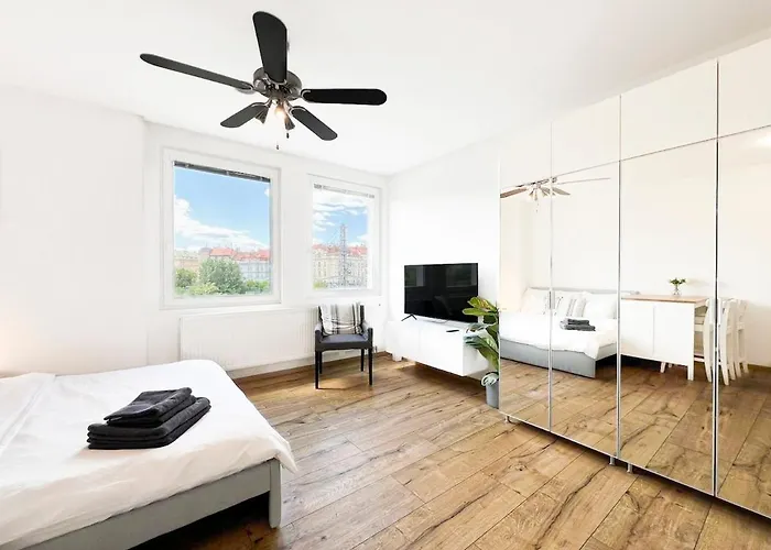 Apartment 5201 Free Parking